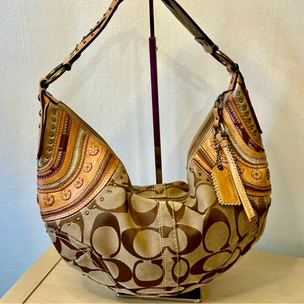 Coach Mia Soho Hobo Shoulder Bag 10483 - Picture 2 of 10